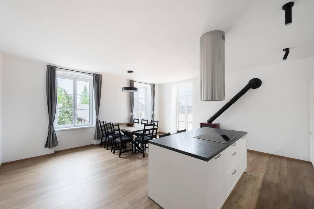 Vacov Apartment Apartment *