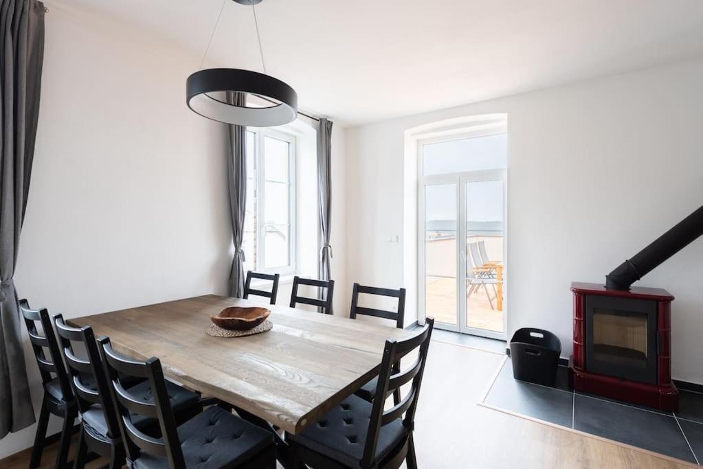 Vacov Apartment